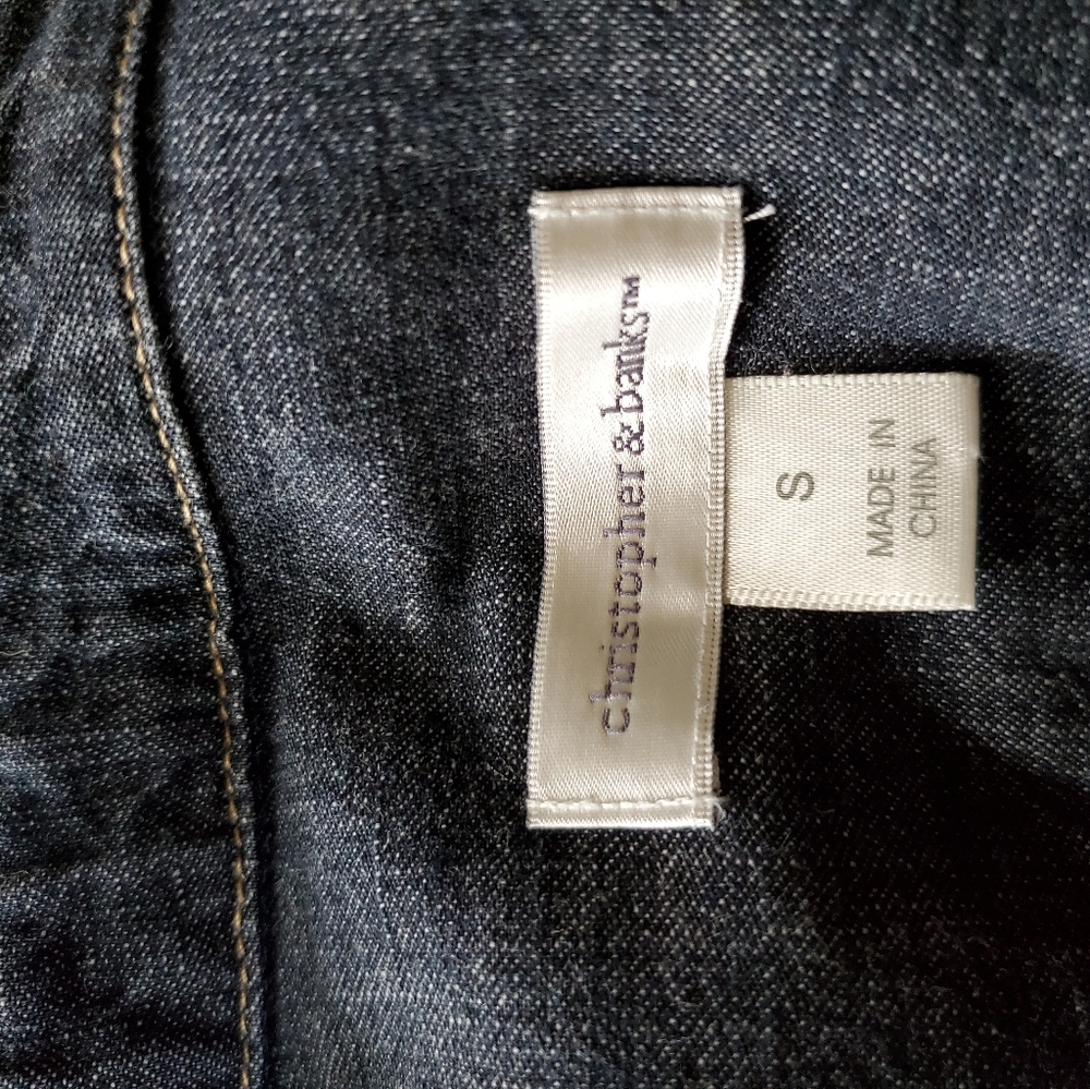 Christopher and Banks jean jacket. Small - Picture 5 of 7